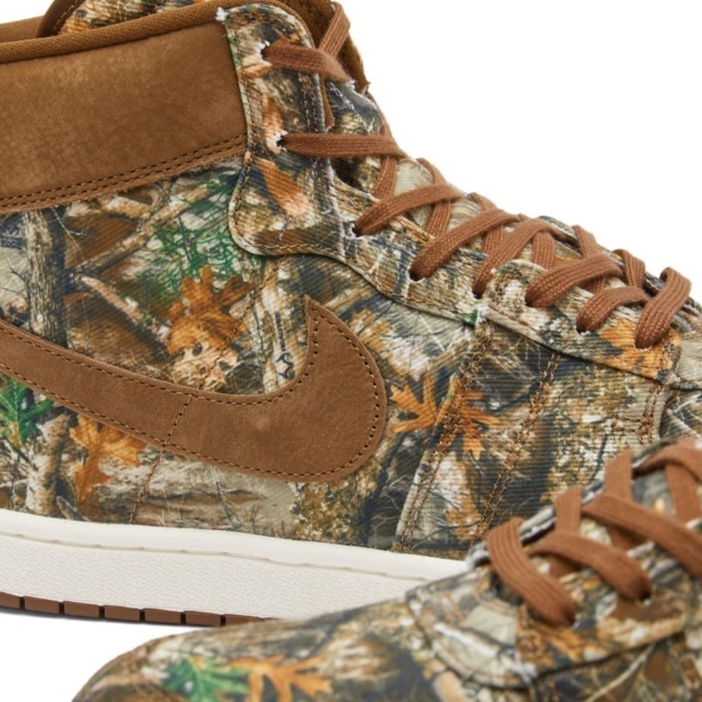 Men’s Jordan ‘real tree’ Air Ship - Picture 3 of 5